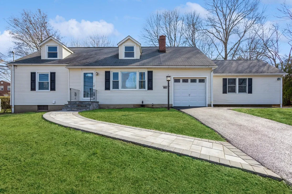 Westchester Real Estate | View 204 Sherman Avenue | 5 Beds, 3 Baths