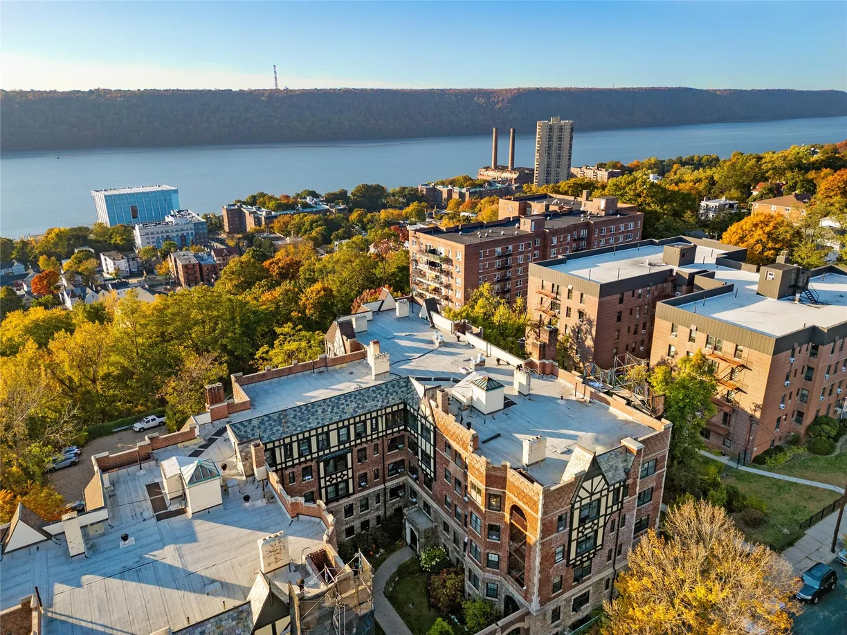 Westchester Real Estate | View 295 North Broadway, 29 | Listing