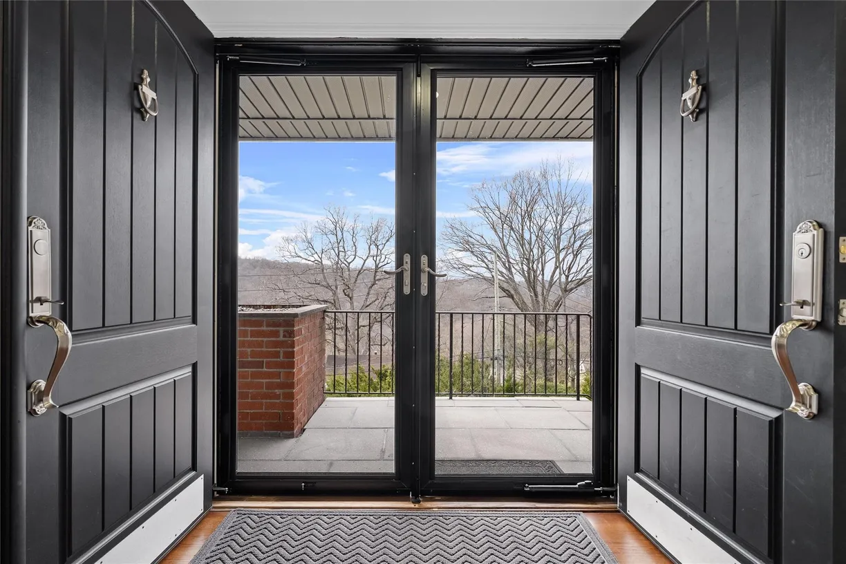 Westchester Real Estate | View 700 Linda Avenue | Listing