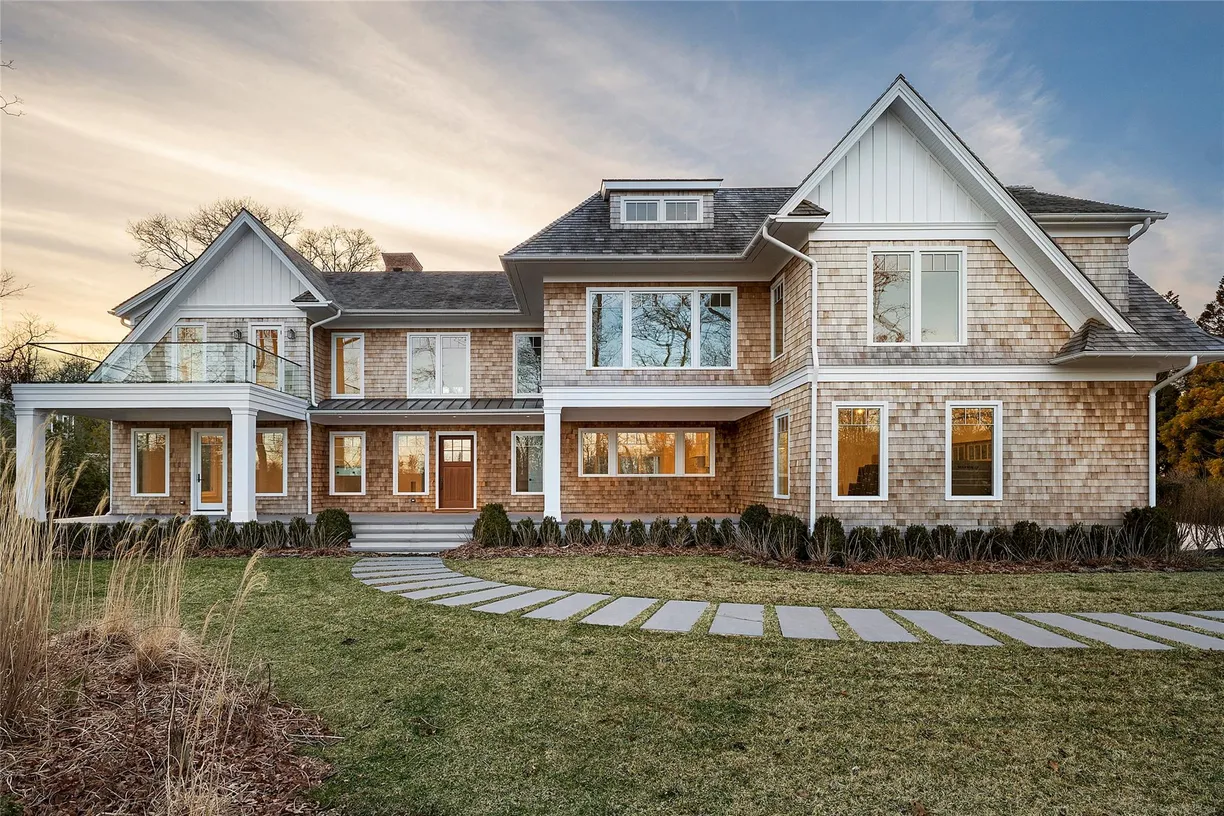 The Hamptons Real Estate | View 25 Fresh Pond Road | Listing