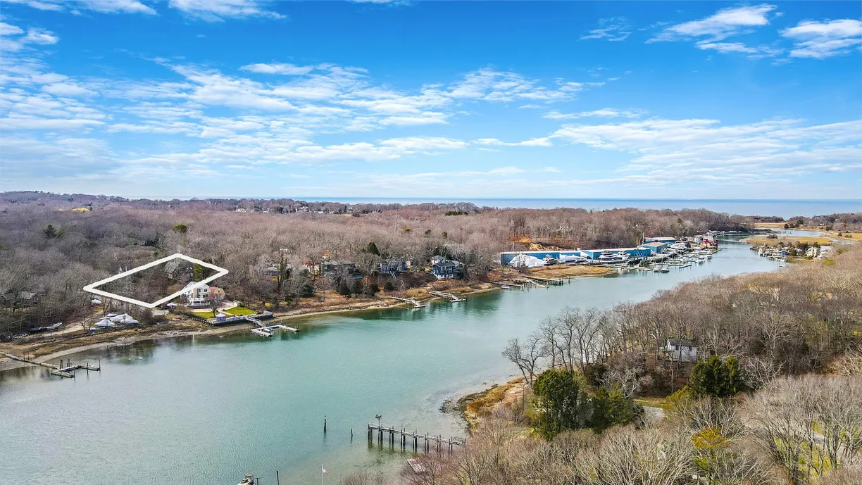 The Hamptons Real Estate | View 1745 Bayview Avenue | Listing