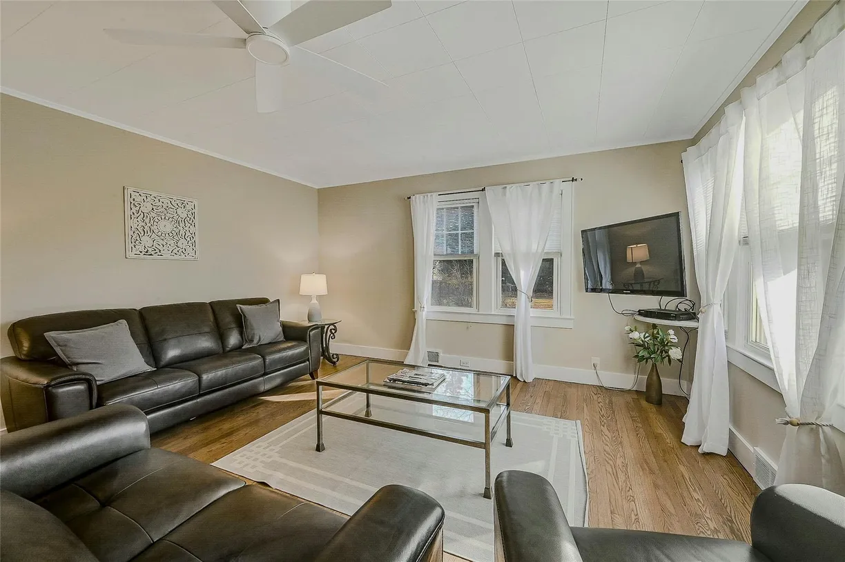 The Hamptons Real Estate | View 425 Old Shipyard Lane | Listing