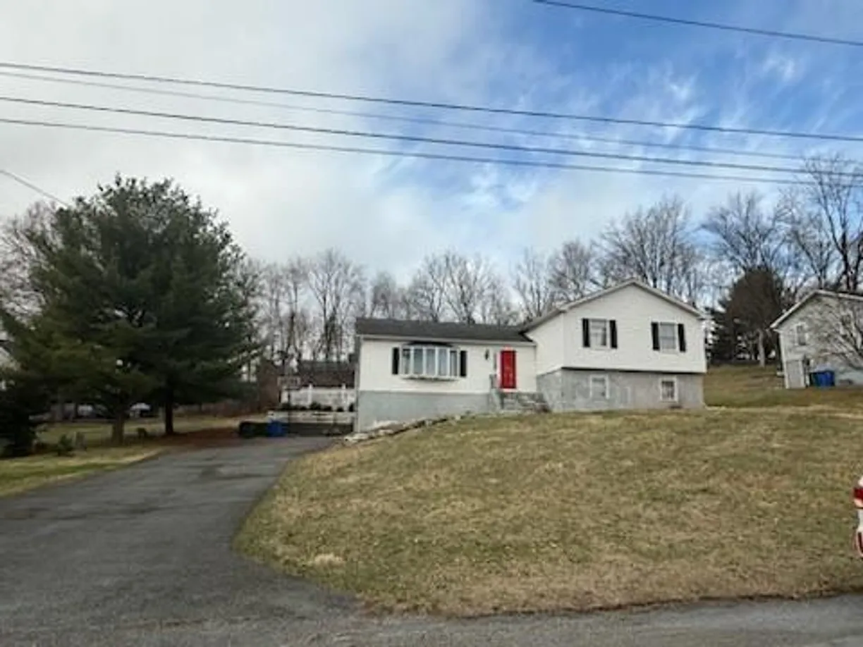 Rockland/Orange/NJ Real Estate | View 10 Pleasant Street | Listing