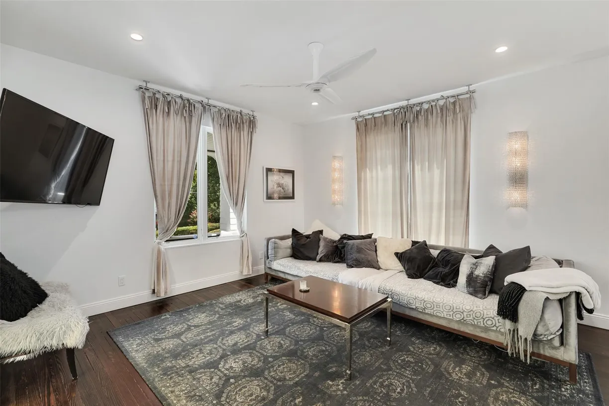Westchester Real Estate | View 43 Rossmore Avenue | Listing