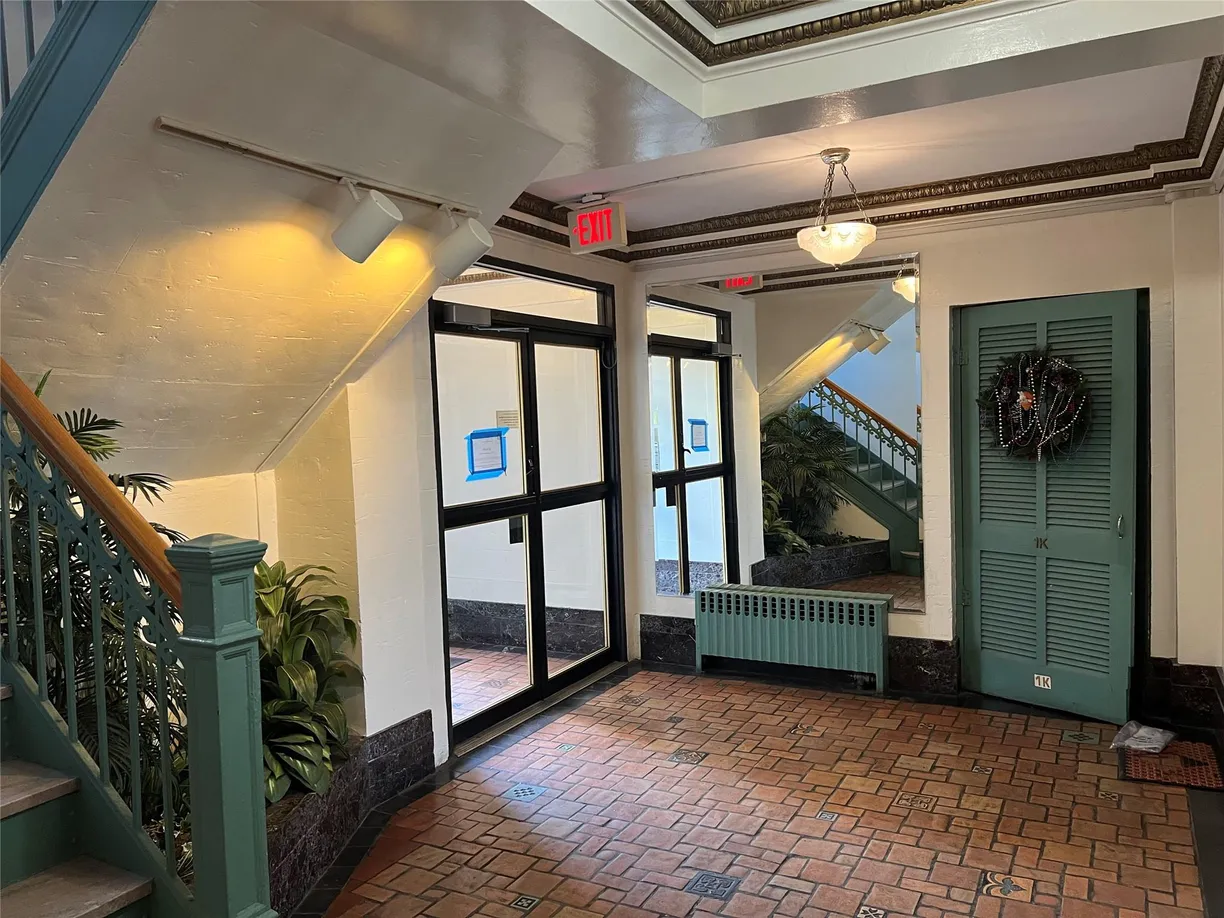 Westchester Real Estate | View 11 Alden Road, 5H | Listing