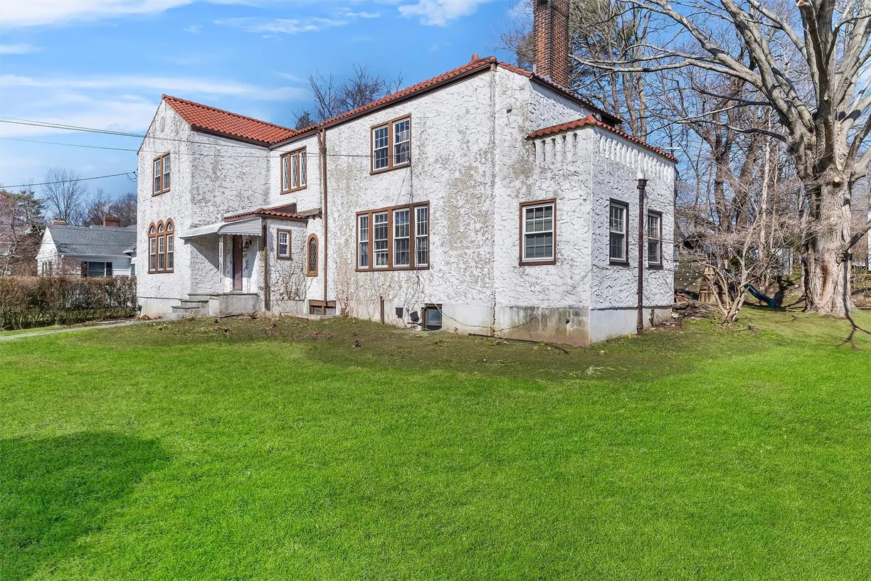 Westchester Real Estate | View 47 Brookfield Road | Listing