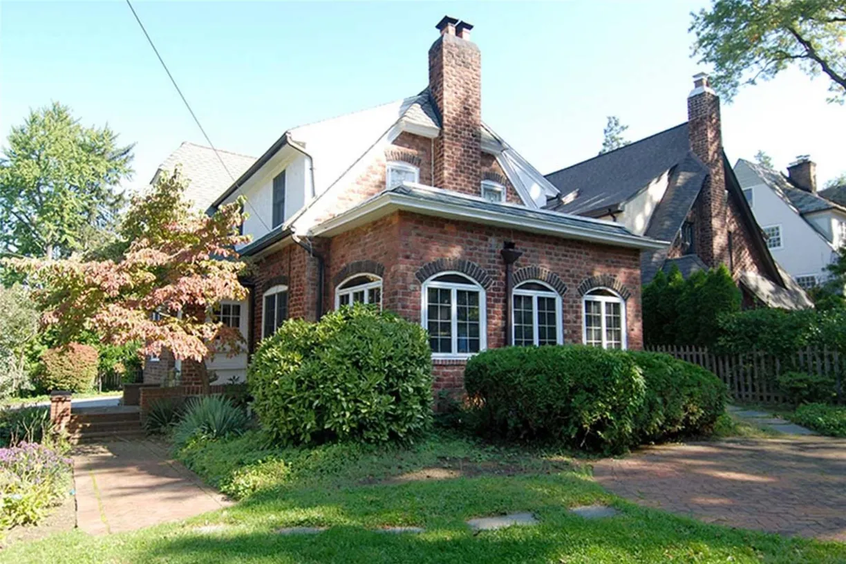 Westchester Real Estate | View 21 Forest Park Avenue | 3 Beds, 2 Baths