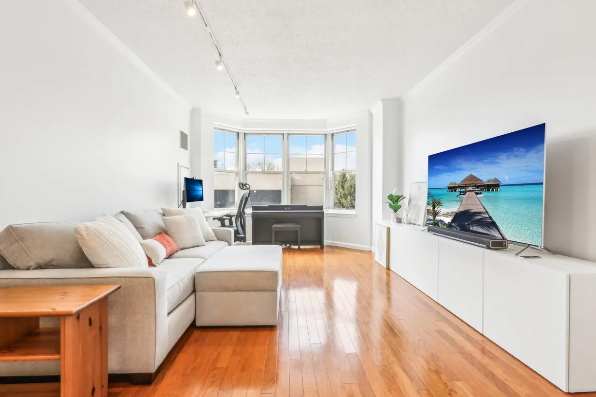 Westchester Real Estate | View 300 Mamaroneck Avenue, 615 | Listing