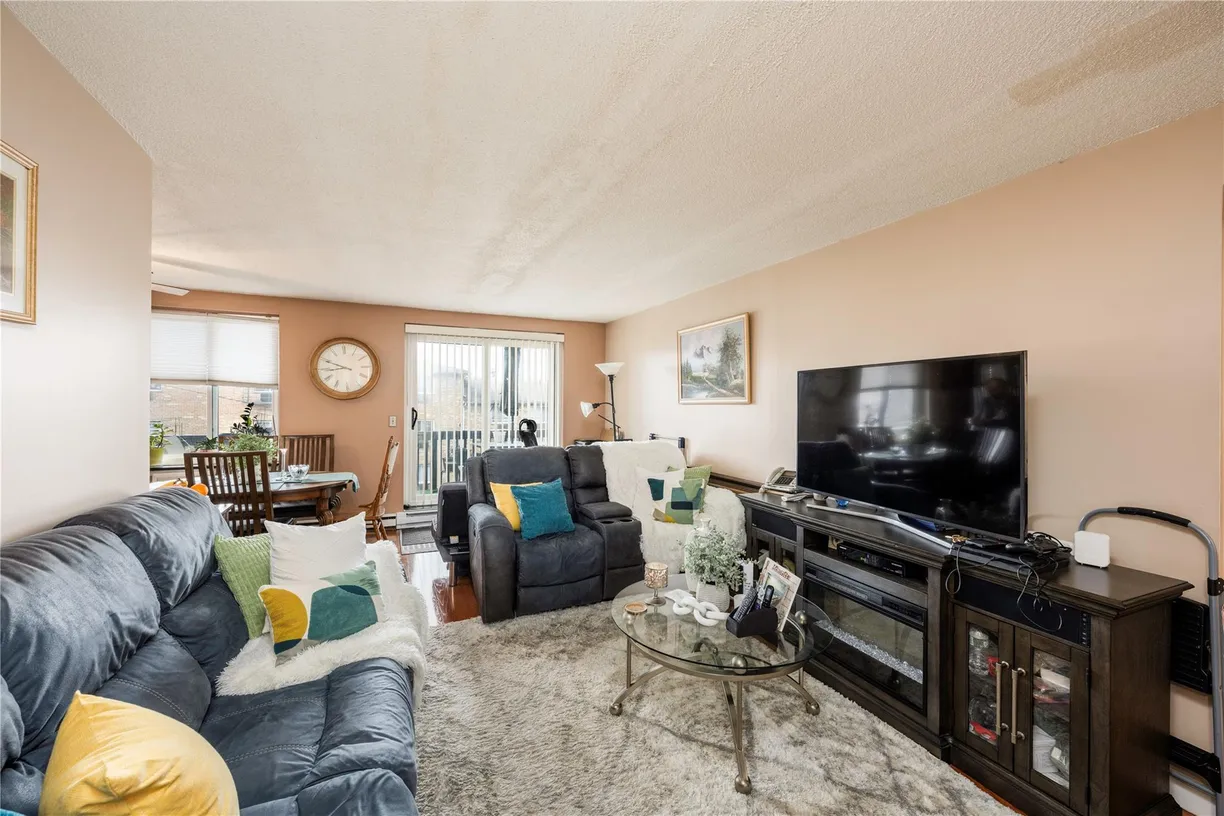 Westchester Real Estate | View 357 N Broadway, 2B | Listing