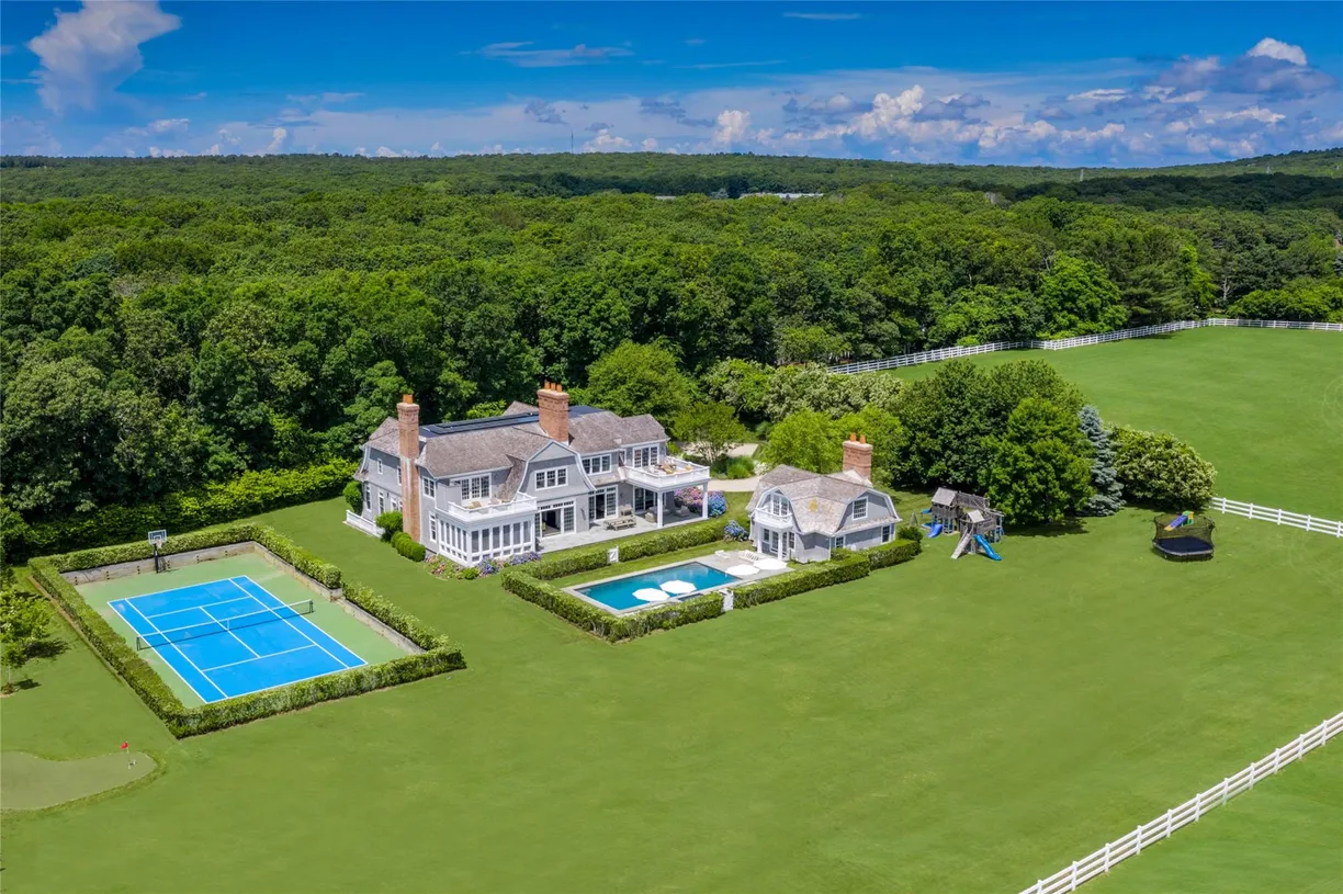 The Hamptons Real Estate | View 150 Water Mill Towd Road | 7 Beds, 7 Baths