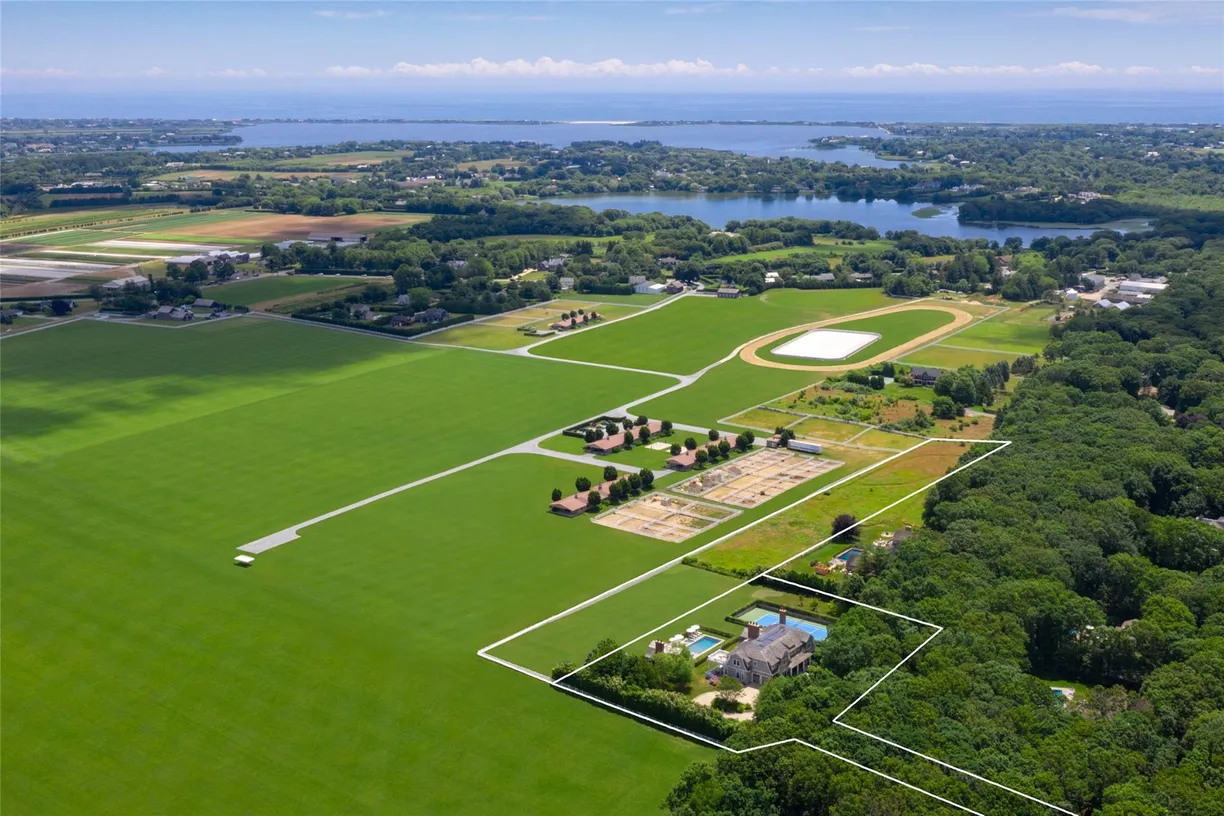 The Hamptons Real Estate | View 150 Water Mill Towd Road | Listing