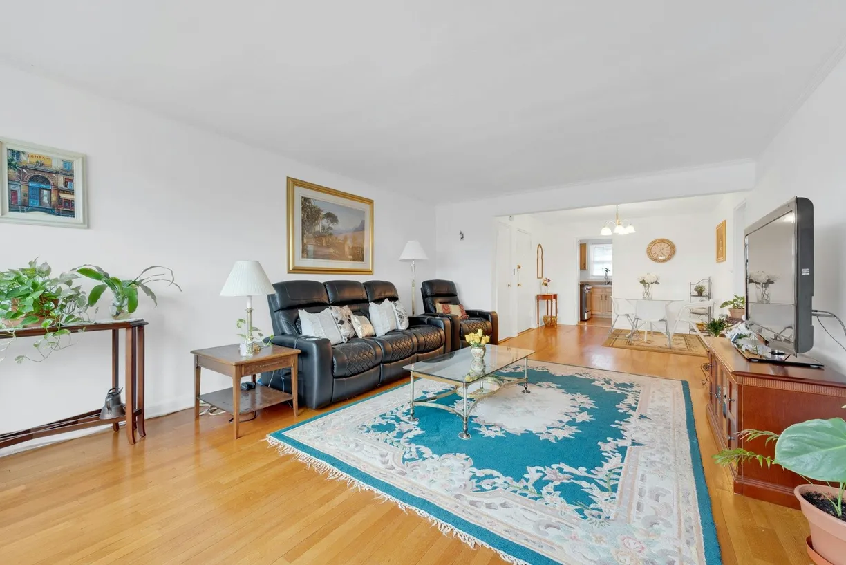Westchester Real Estate | View 63 S Rockledge Road, 2C | Listing