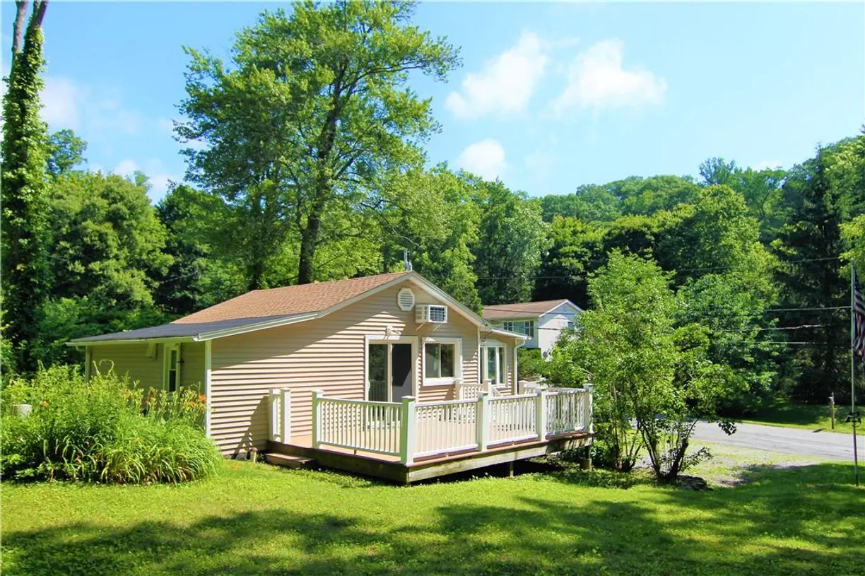 Hudson Valley Real Estate | View 19 Ontario Road | 2 Beds, 1 Bath