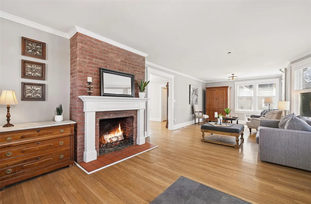 Westchester Real Estate | View 911 Stuart Avenue | Listing