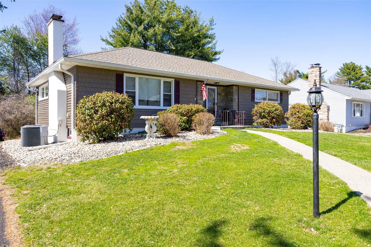Hudson Valley Real Estate | View 3 Saint Annes Road | Listing