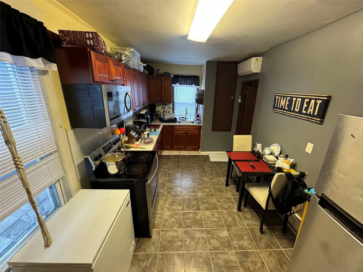 Westchester Real Estate | View 169 Fillmore Street | Listing