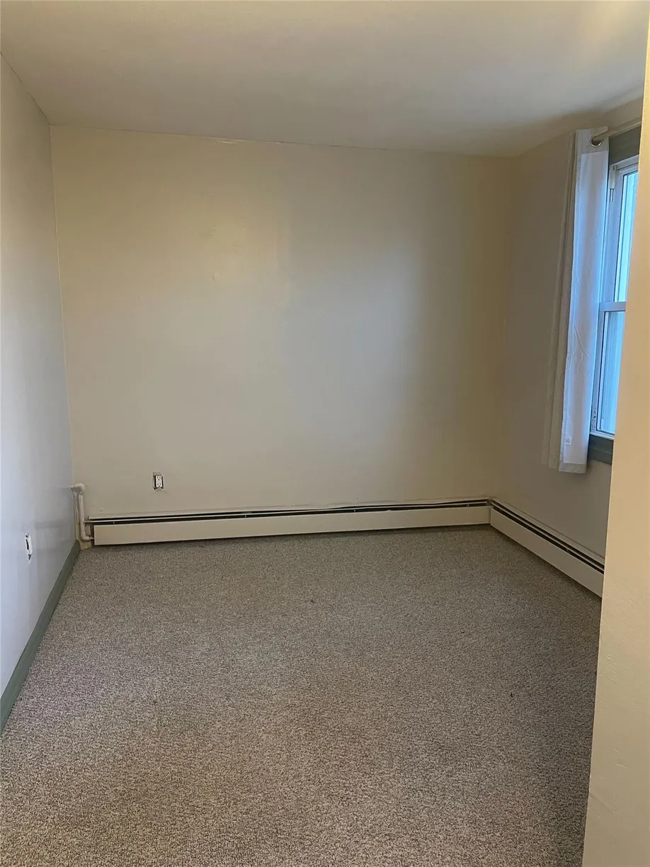 Westchester Real Estate | View 872 Commerce St, Main Floor | Listing