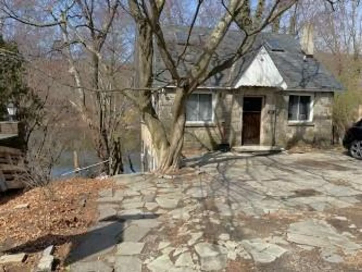 Hudson Valley Real Estate | View 45 Lake Drive, B | 1 Bed, 1 Bath