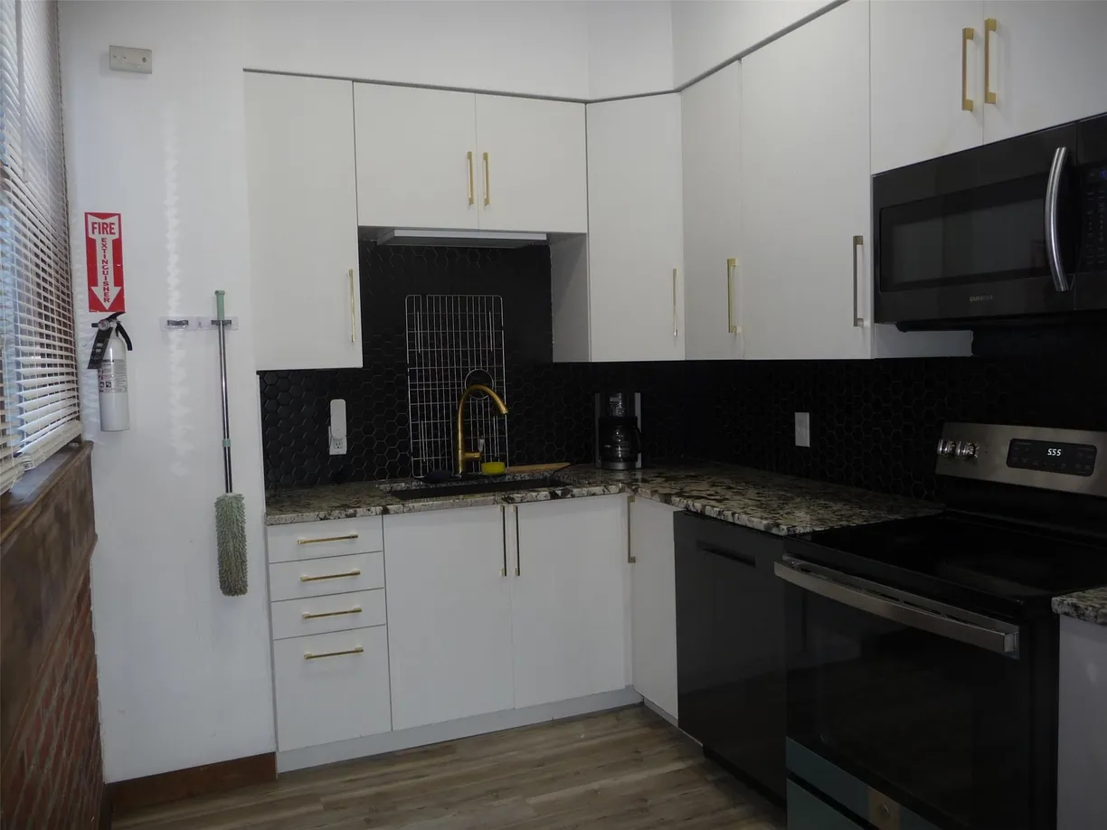 Rockland/Orange/NJ Real Estate | View 11 Center Street | Listing