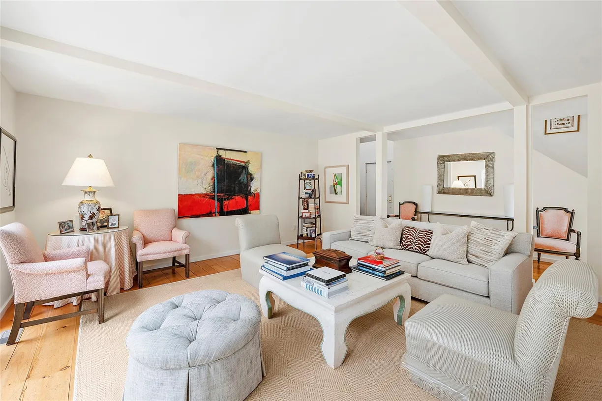 The Hamptons Real Estate | View 28 Georgica Close Road | Listing