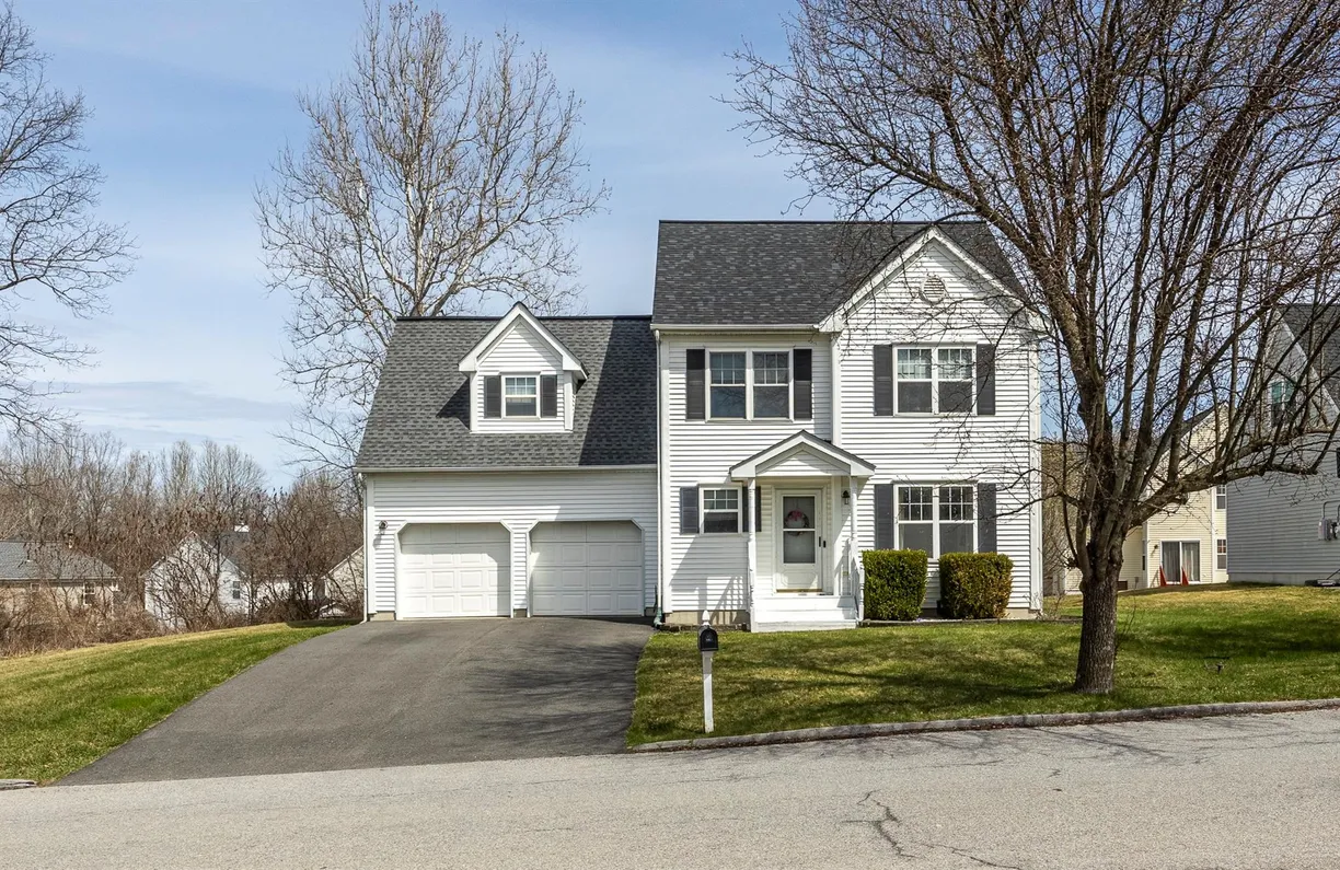 Hudson Valley Real Estate | View 18 Pleasant Glen | Listing