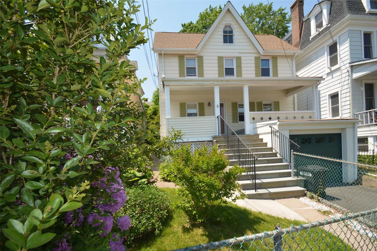 Rockland/Orange/NJ Real Estate | View 8 S Mill Rd Road | 3 Beds, 2 Baths