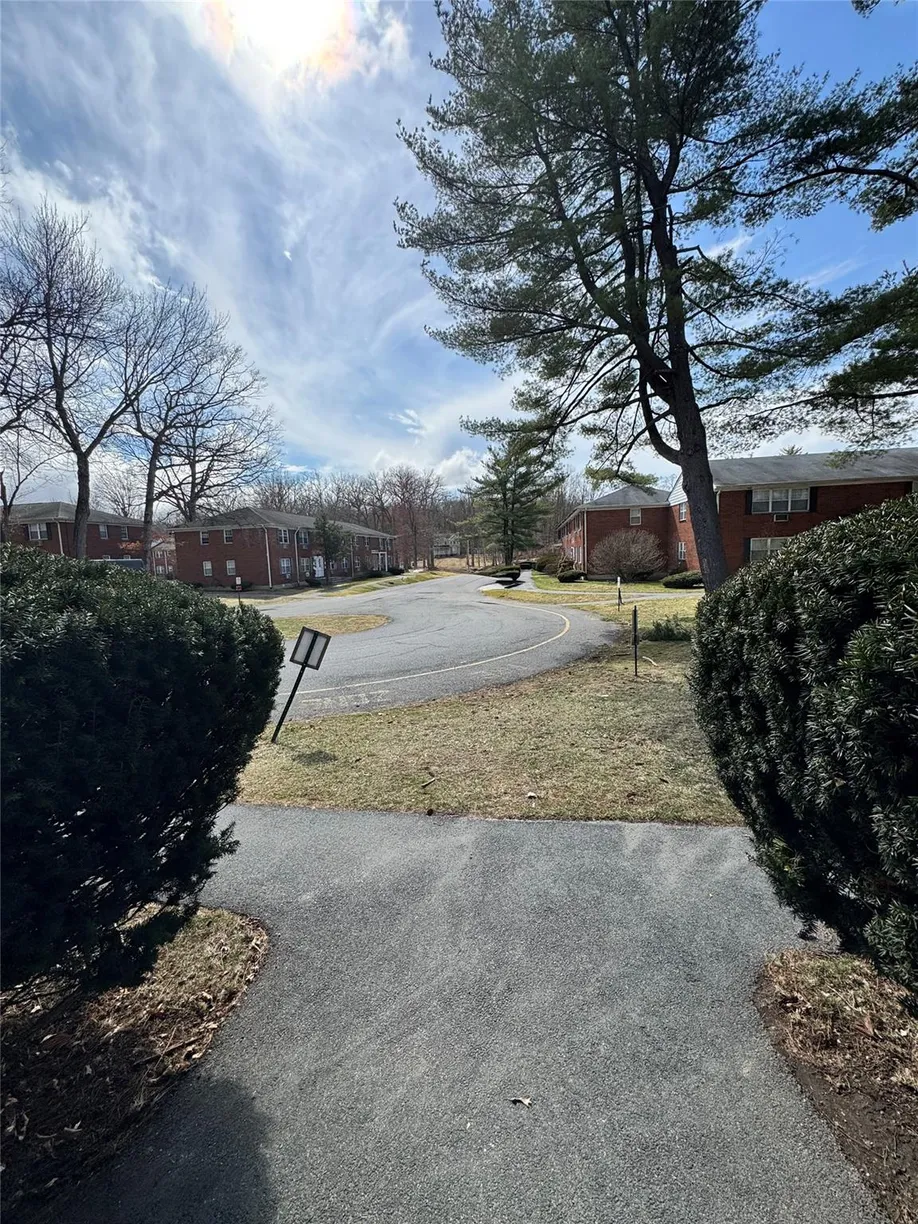 Hudson Valley Real Estate | View 5 Wildwood Drive, 12a | Listing