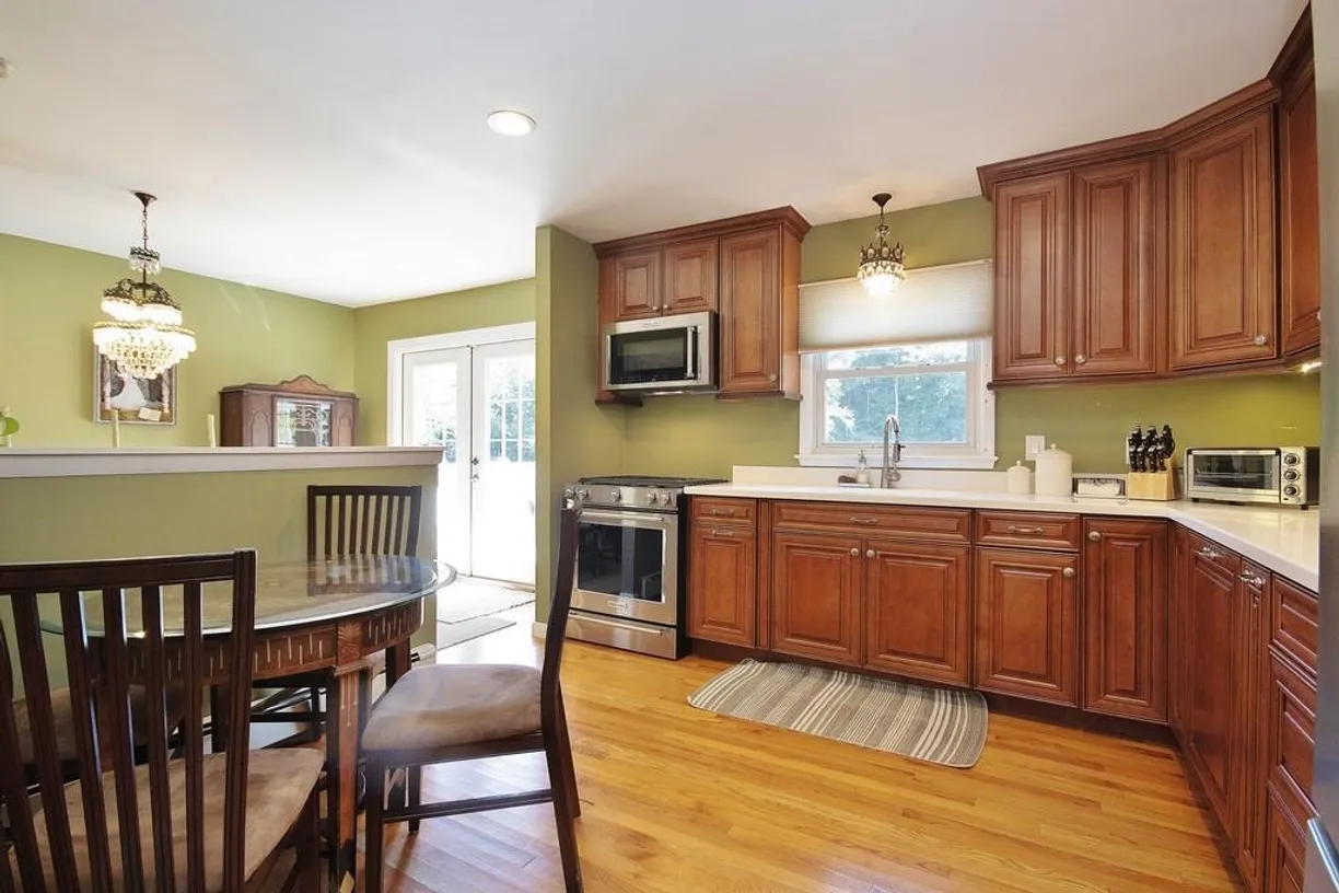Westchester Real Estate | View 1145 Glen Road | Listing