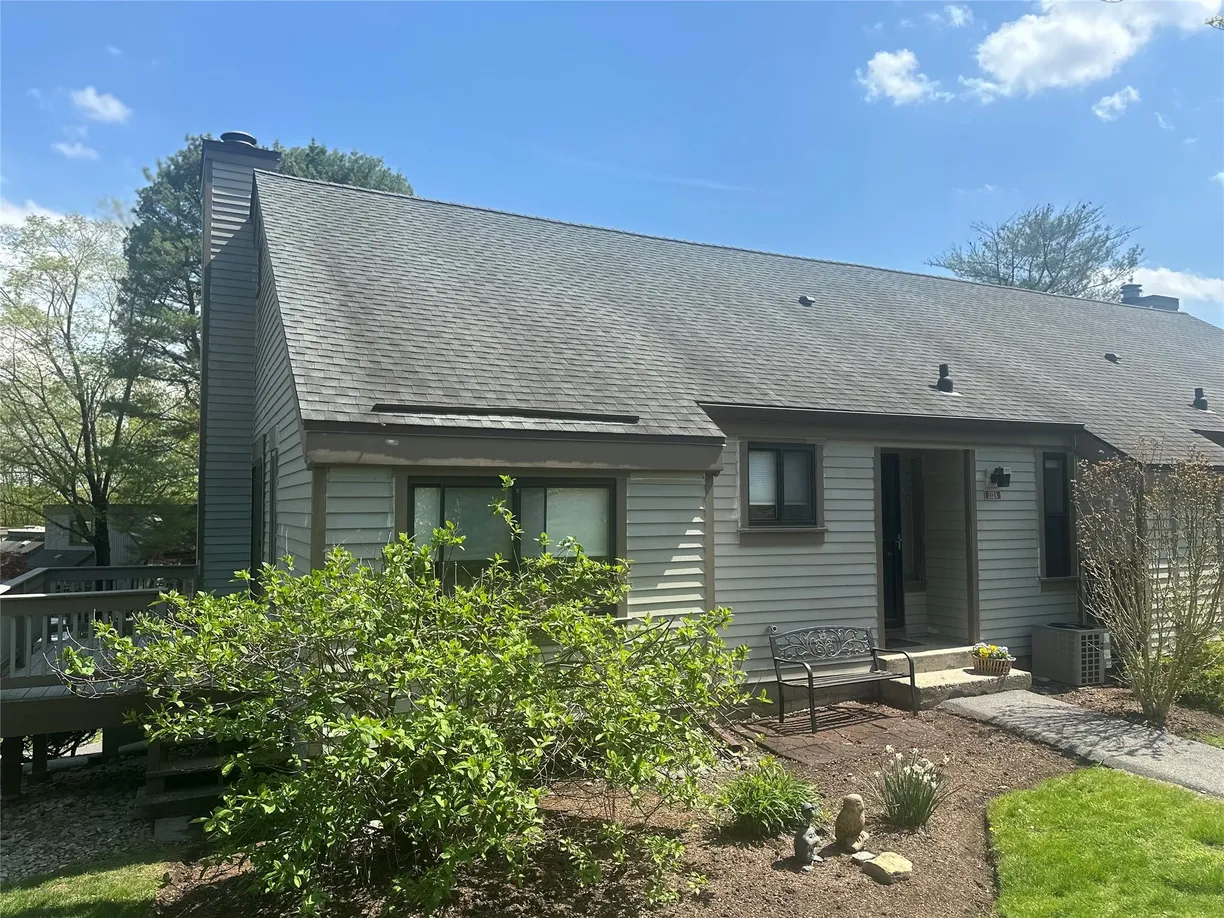 Westchester Real Estate | View 232 A Heritage Hills, A | 1 Bed, 1 Bath