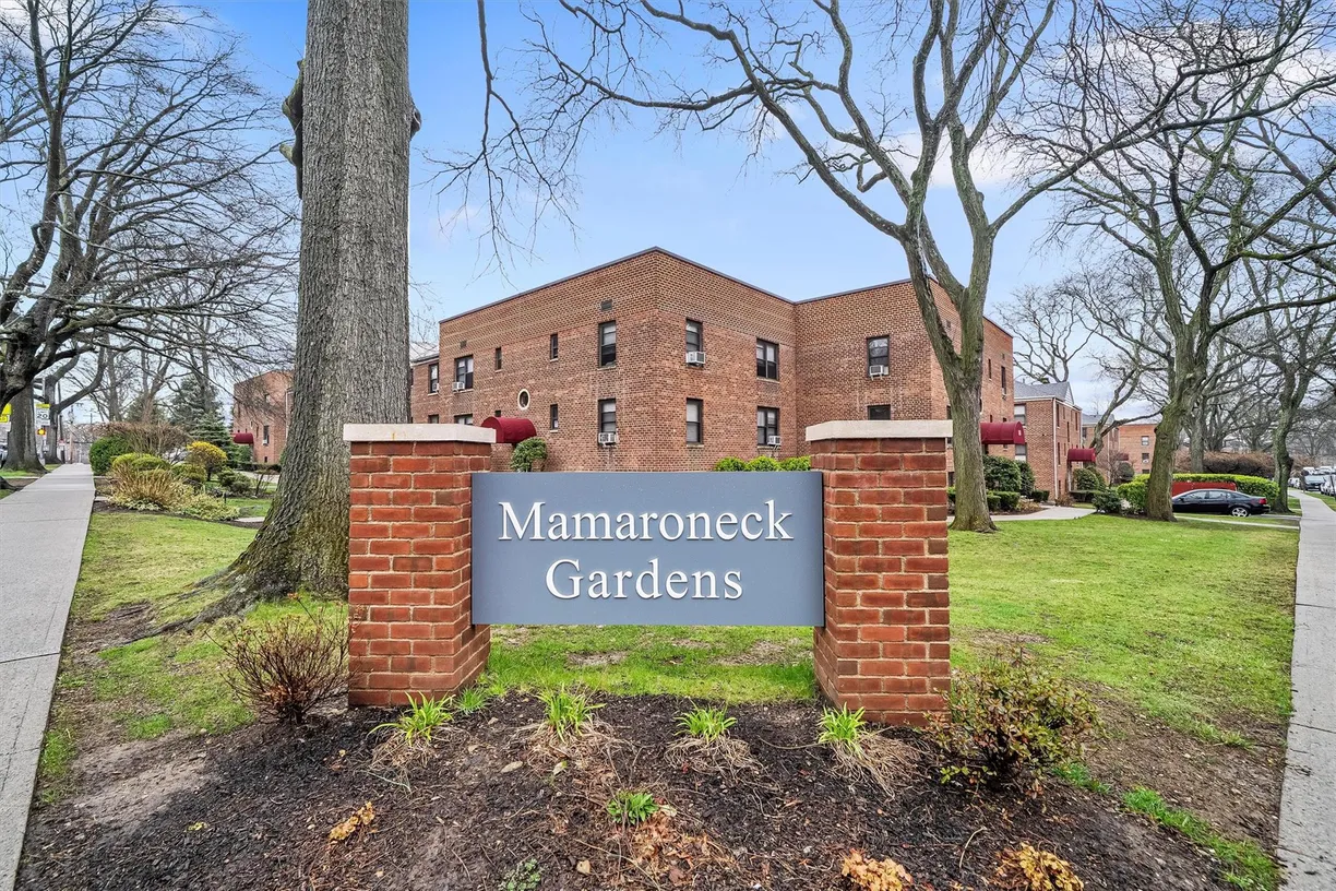 Westchester Real Estate | View 100 richbell, b2 | 1 Bed, 1 Bath