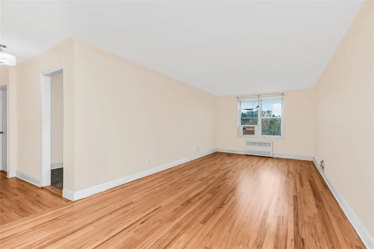 Westchester Real Estate | View 1304 Midland Avenue, C35 | Listing