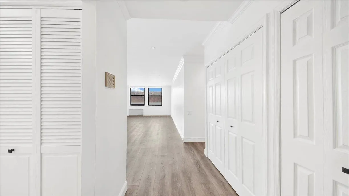 Westchester Real Estate | View 23 Water Grant Street, 3B | Listing