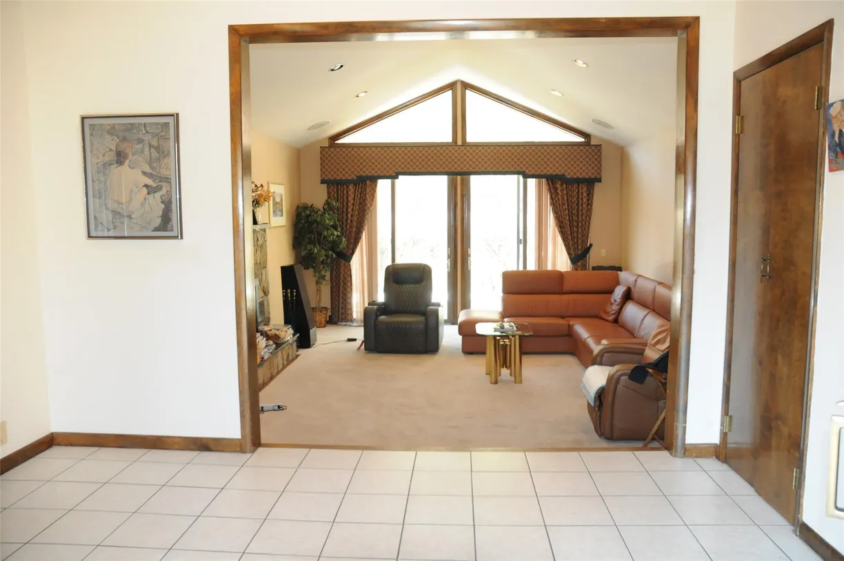 Westchester Real Estate | View 8 Tumblebrook Court | Listing