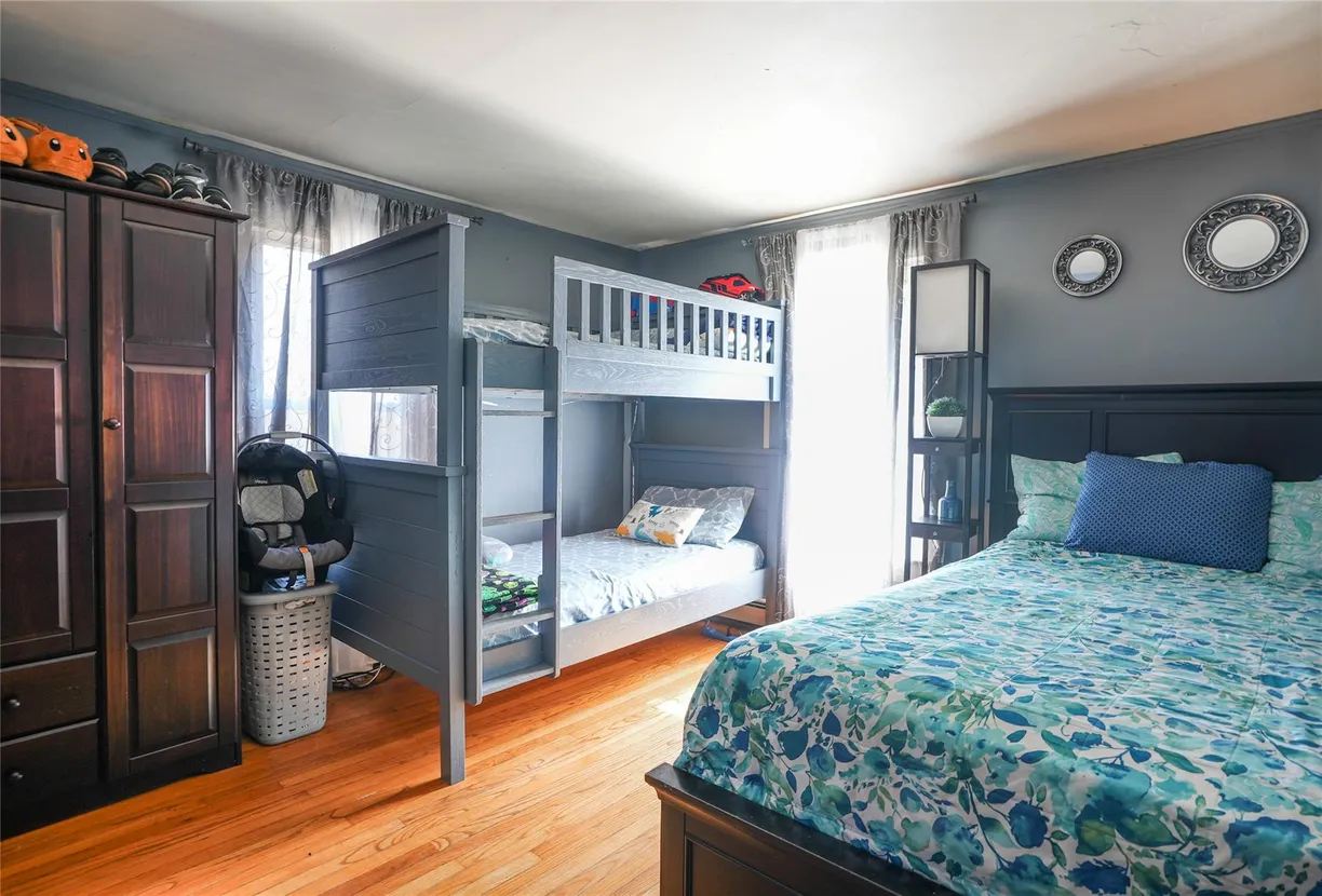 Hudson Valley Real Estate | View 32 Putnam Avenue | Listing