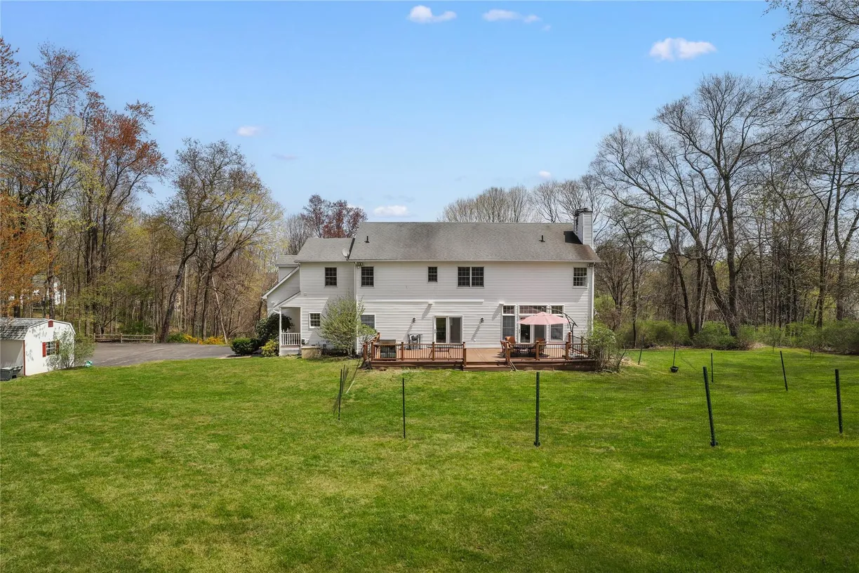 Westchester Real Estate | View 36 Sunderland Lane | Listing