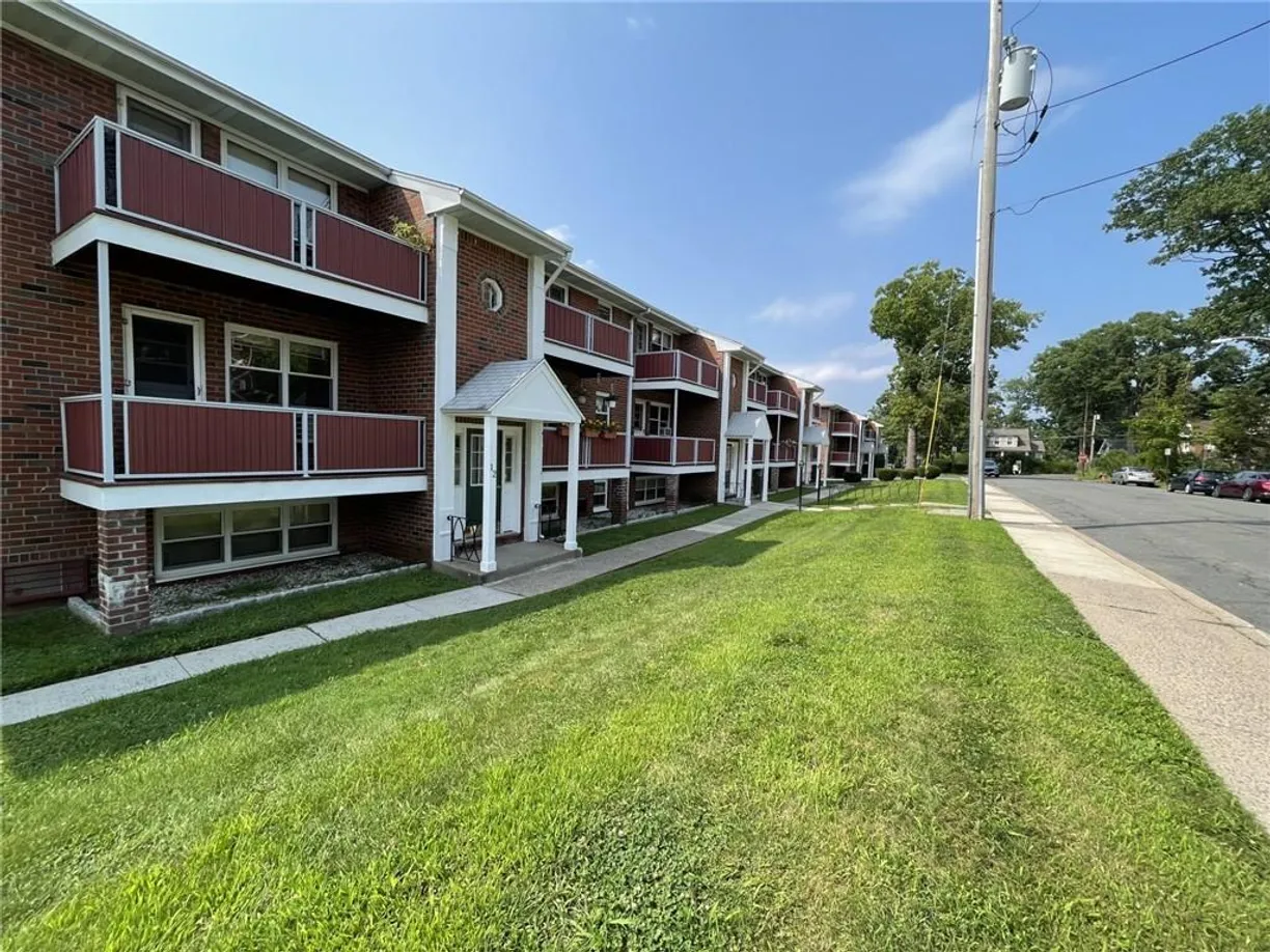 Rockland/Orange/NJ Real Estate | View 16 Francis Avenue | 1 Bed, 1 Bath