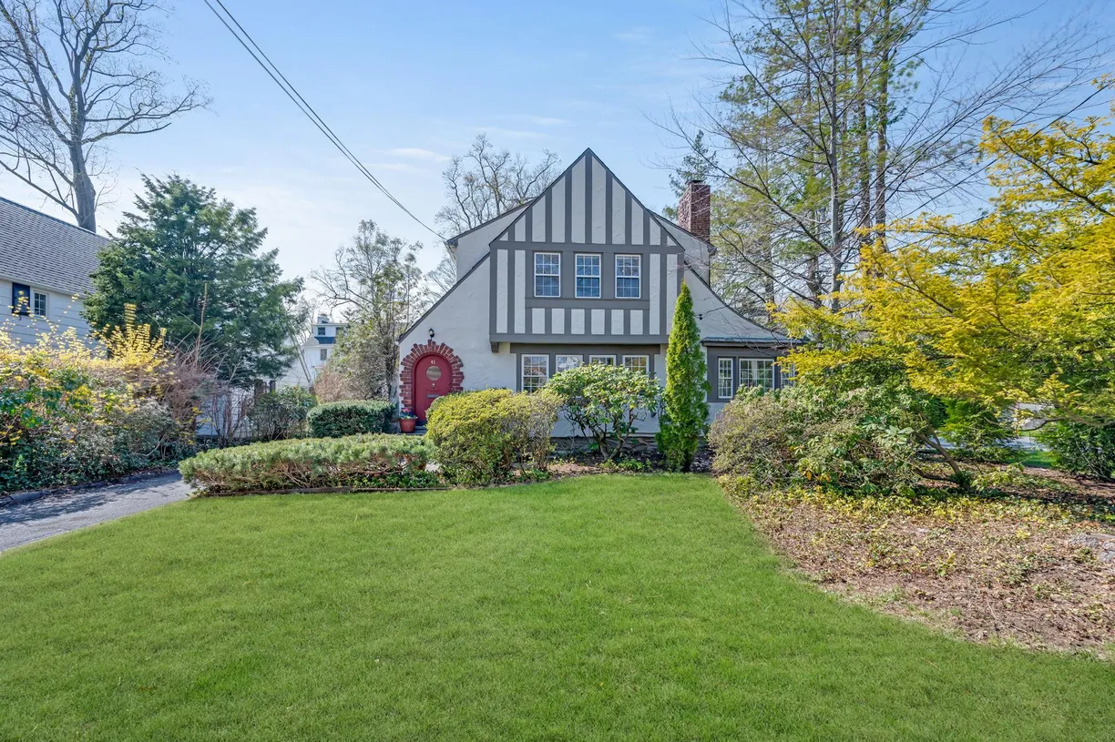 Westchester Real Estate | View 45 Lookout Circle | 4 Beds, 3 Baths