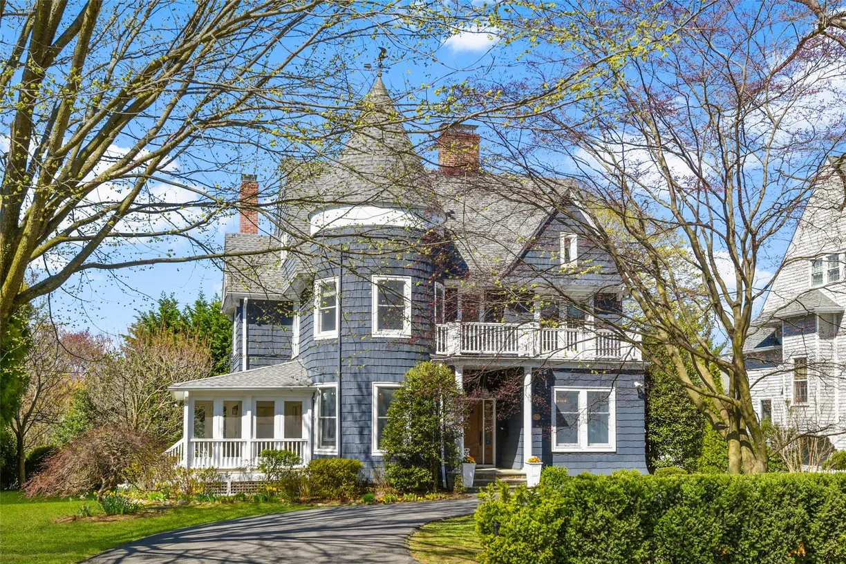 Westchester Real Estate | View 110 Beach Avenue | Listing