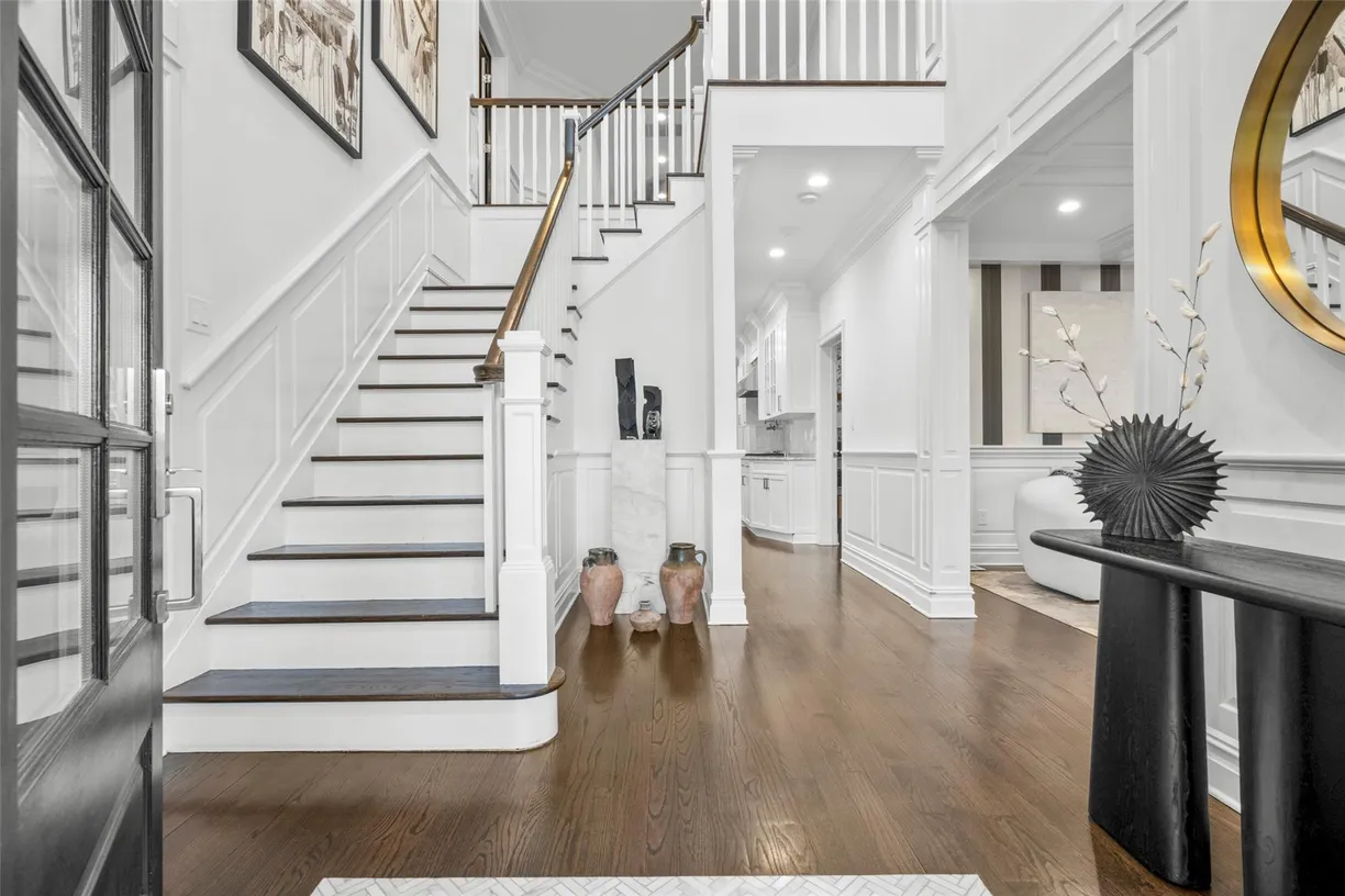 Westchester Real Estate | View 16 Hilltop Drive | Listing