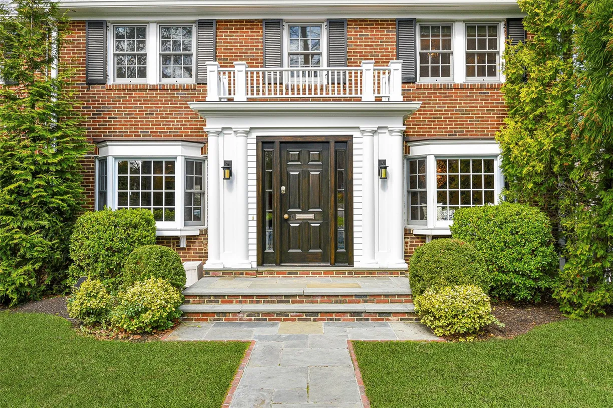 Westchester Real Estate | View 16 Locust Avenue | Listing
