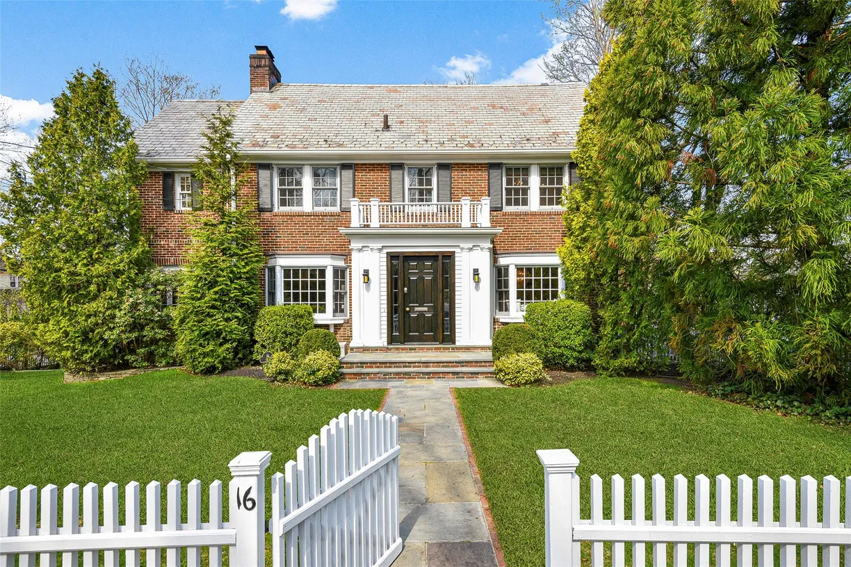 Westchester Real Estate | View 16 Locust Avenue | 5 Beds, 3 Baths