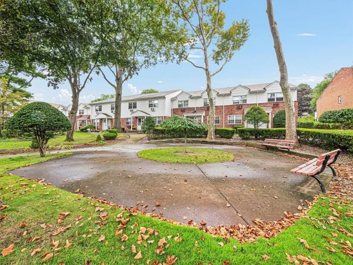 Rockland/Orange/NJ Real Estate | View 178 Parkside Drive, 178 | Listing