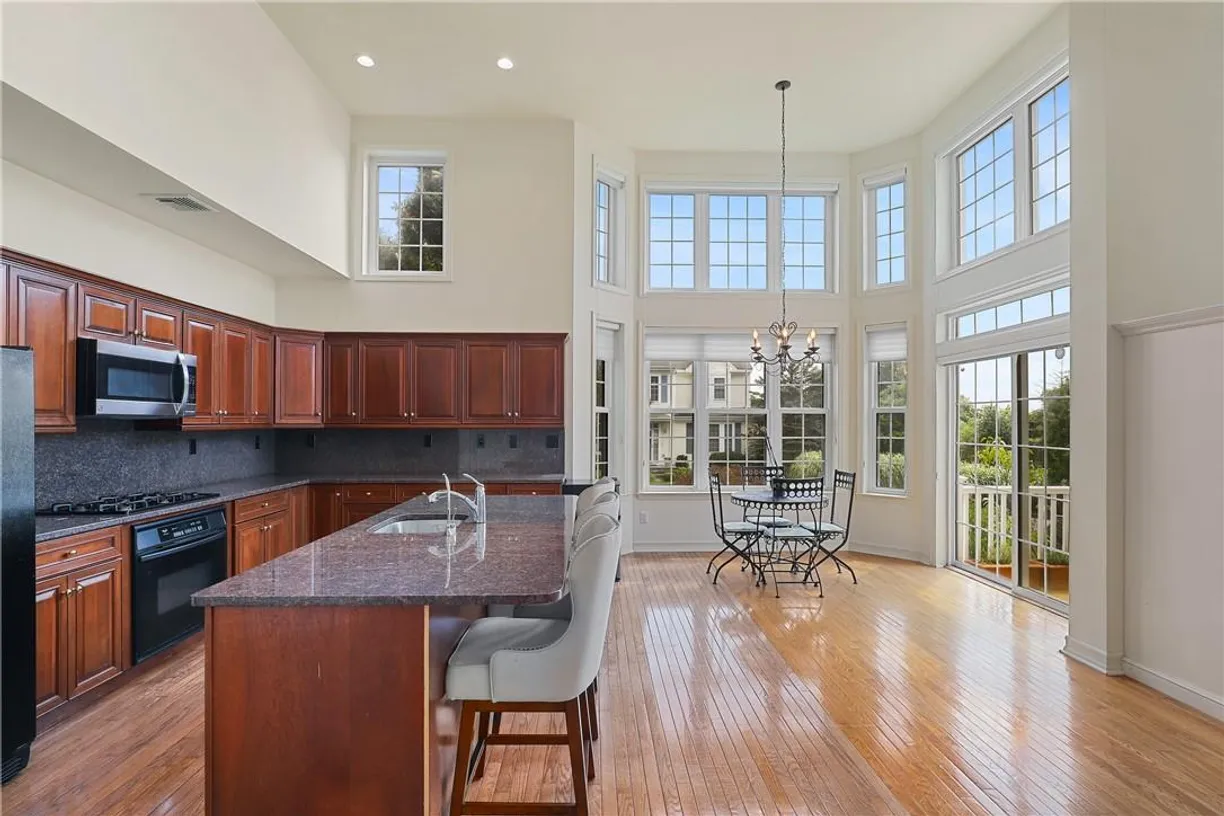 Westchester Real Estate | View 39 High Point Circle | Listing