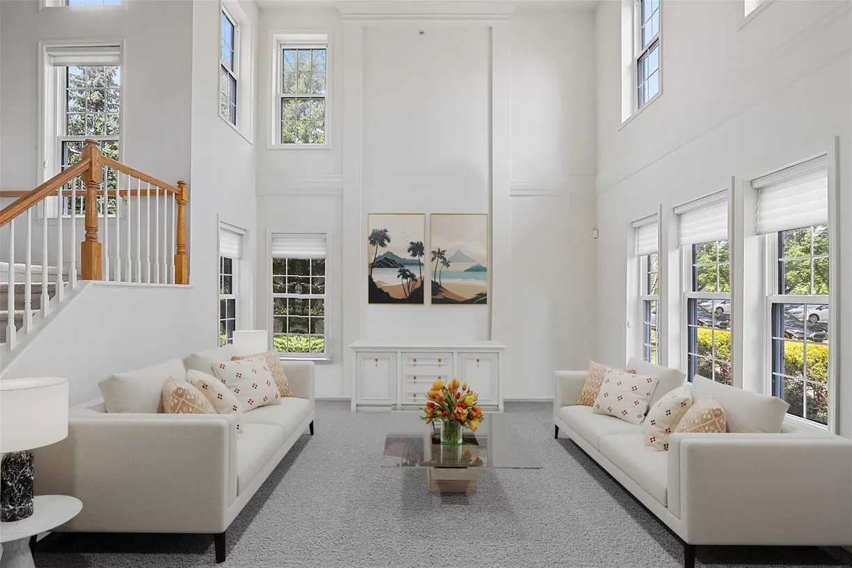 Westchester Real Estate | View 39 High Point Circle | Listing