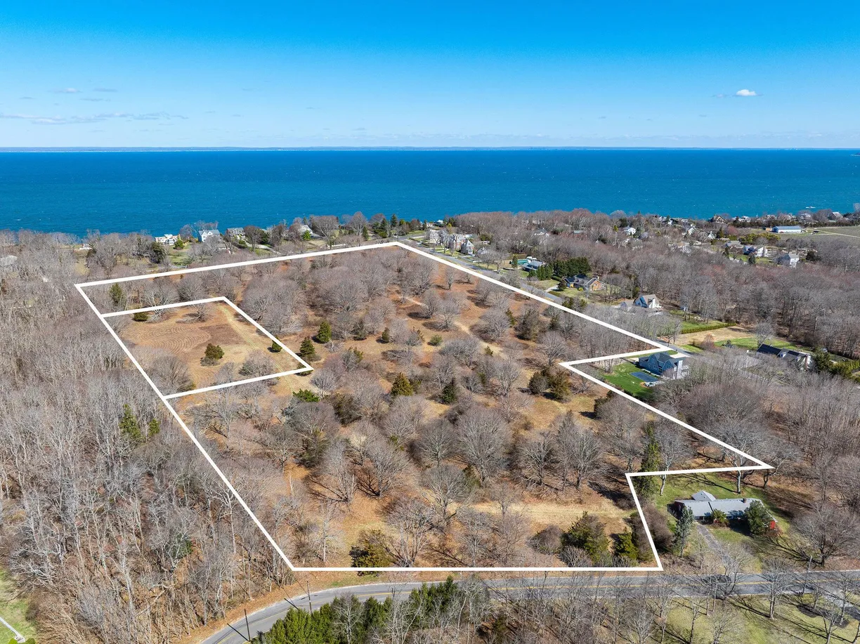 The Hamptons Real Estate | View 17240 Soundview Avenue