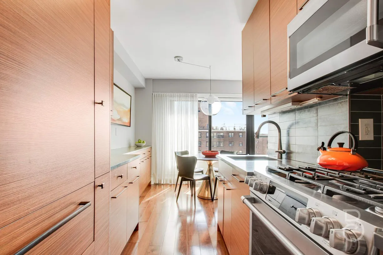 New York City Real Estate | View 33-55 14th Street, 15B | Listing