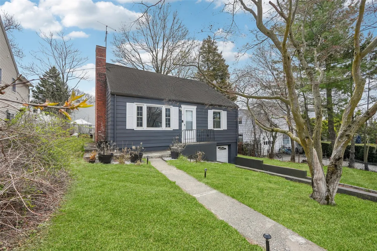 Westchester Real Estate | View 12 Highview Avenue | 3 Beds, 1 Bath