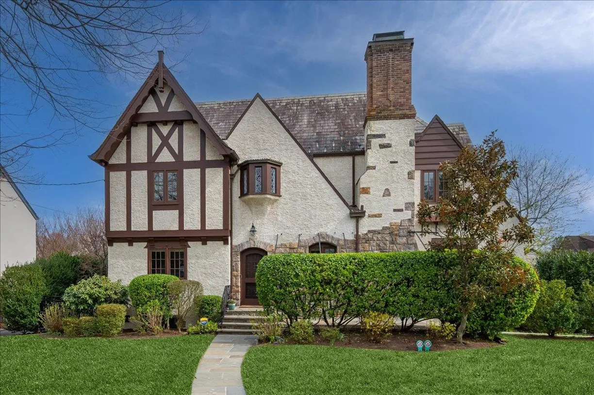 Westchester Real Estate | View 25 Dante Street | 4 Beds, 2 Baths
