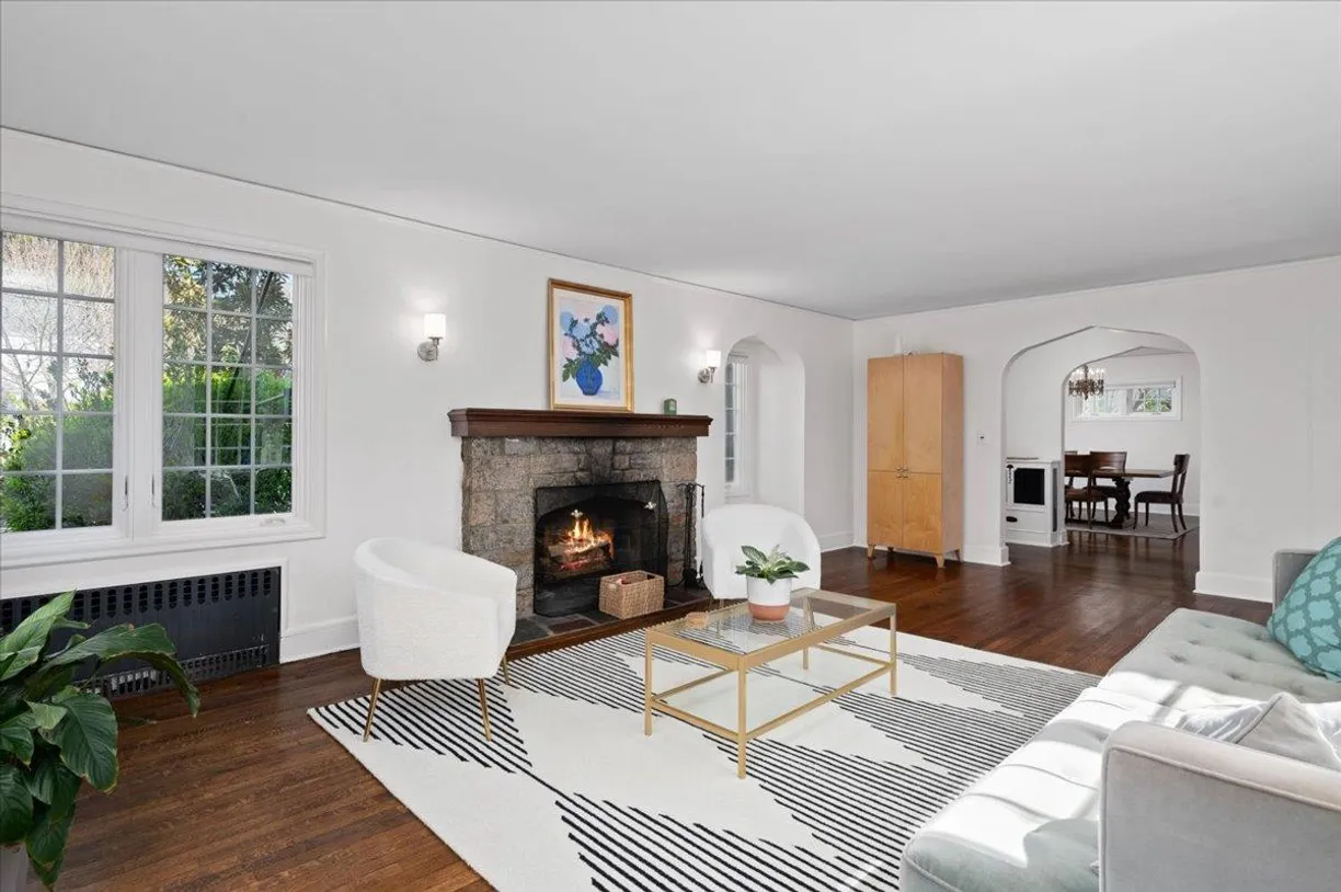 Westchester Real Estate | View 25 Dante Street | Listing