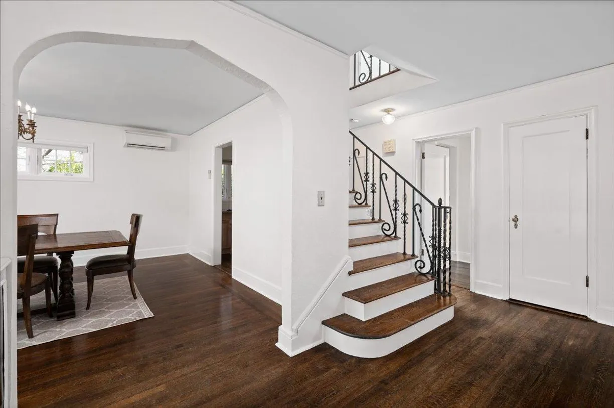 Westchester Real Estate | View 25 Dante Street | Listing
